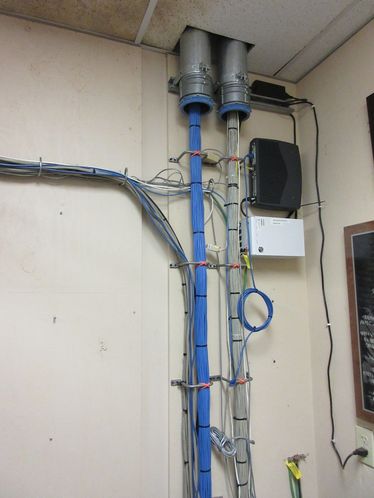 In the News Inc. Industrial Manuf. Flex Building: 8517 Sunstate St, Tampa, FL 33634